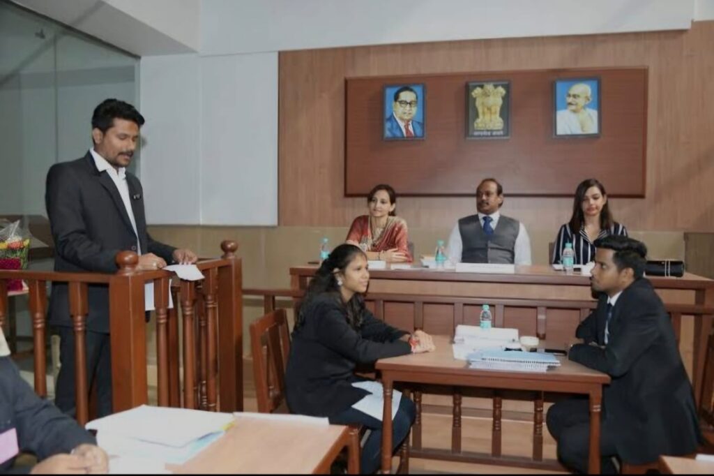 Moot Court n at SESCSM Law College